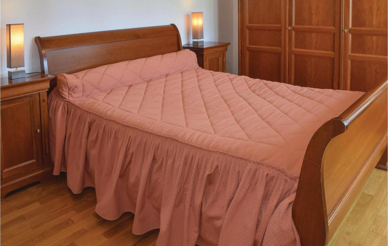 Gorgeous Apartment In Ponts With Wifi Zewnętrze zdjęcie